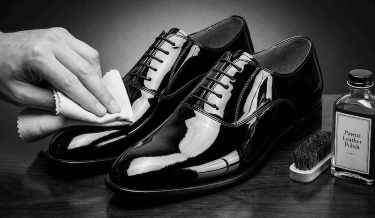 Jak dbać o buty lakierowane? Poradnik blasku